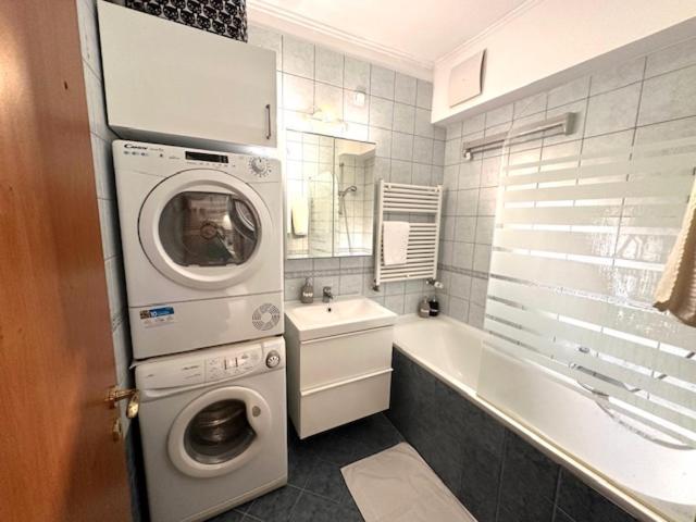Peony Kaldy Apartman Free Garage Under The House Boedapest Buitenkant foto